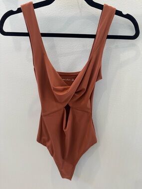 Twist Chest Bodysuit With Key Hole